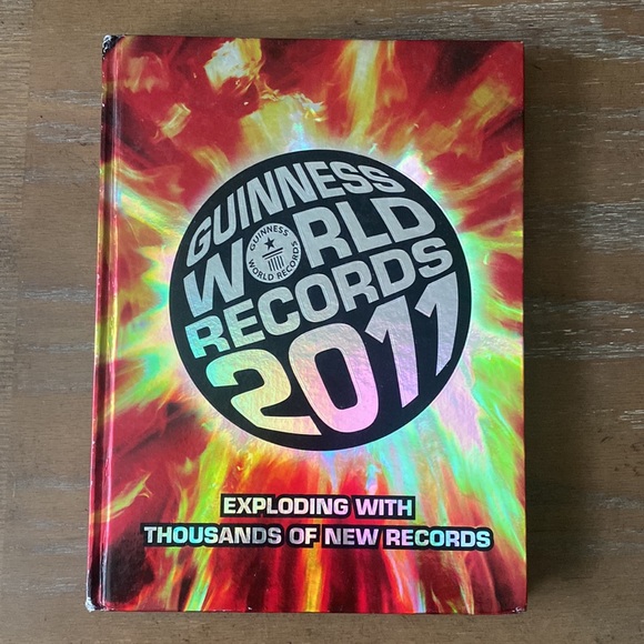 2011 Guinness World Records Book - Picture 2 of 8